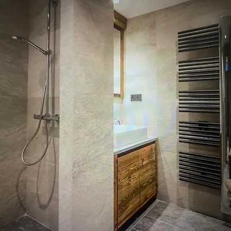 De Luxe Avec Piscine, Sauna, Hammam, Cinema * Val Thorens